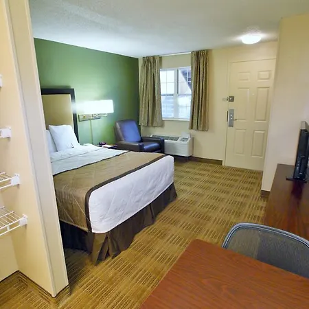 Extended Stay America Select Suites - Greensboro - Wendover Ave - Big Tree Way Extérieur photo